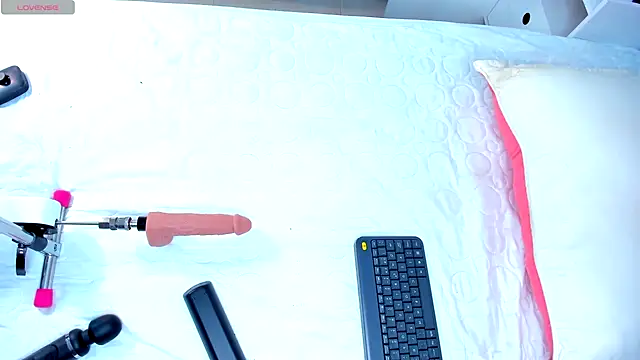 CintiaVega online show from 02-04-25, 11:49