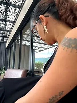 ValeriEvan online show from 10-05-25, 02:15