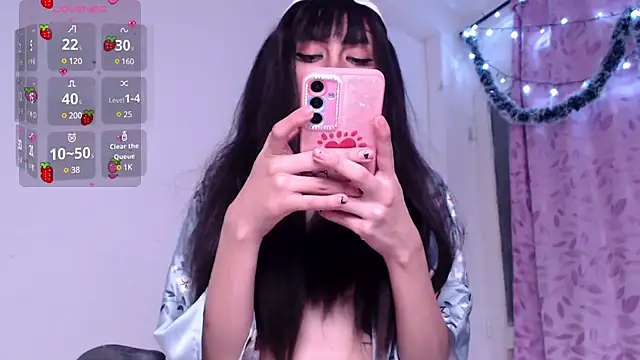 Snapshot of Alicedangerrr chatting on 01-30-25, 03:44 Alicedangerrr online show from 01-30-25, 03:44