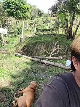 Snapshot of FlpGmz chatting on 10-18-25, 08:31 FlpGmz online show from 10-18-25, 08:31