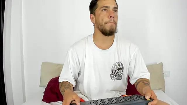 Beard xox online show from 12-11-24, 09:34