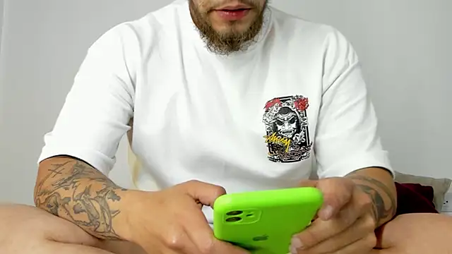 Beard xox online show from 01-08-25, 09:12