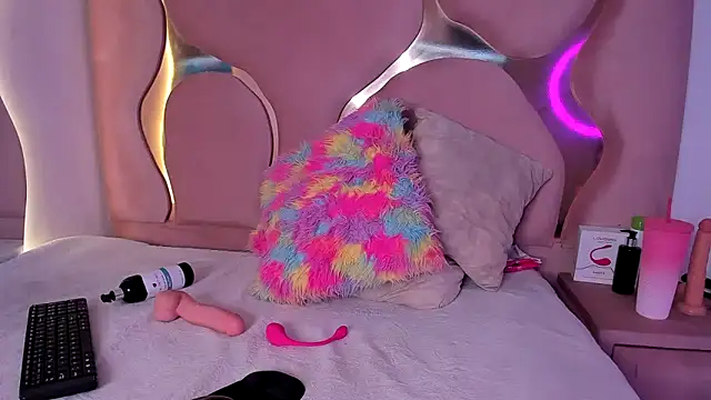 Snapshot of MaiteHT chatting on 03-03-25, 04:46 MaiteHT online show from 03-03-25, 04:46