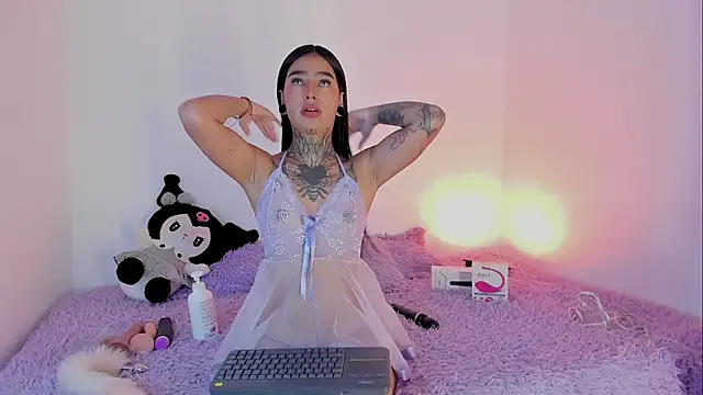 shadowcatt  online show from 12-20-24, 07:17