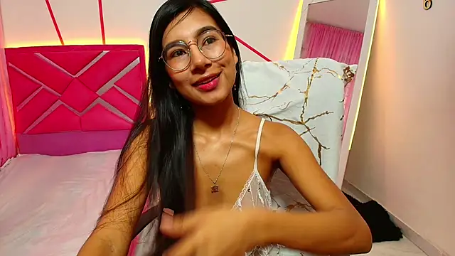 Snapshot of _Jessi29_ chatting on 12-05-24, 07:38 Jessi29 online show from 12-05-24, 07:38