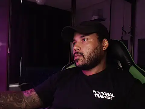 Snapshot of Ale_Mineiro chatting on 03-06-26, 11:06 Ale Mineiro online show from 03-06-26, 11:06