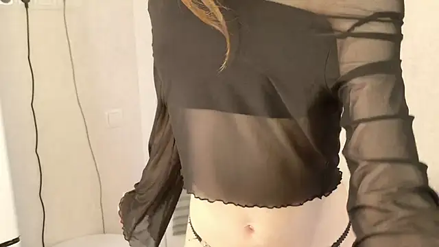 Snapshot of Skinny_Sex_Sissy chatting on 03-06-25, 09:36 Skinny Sex Sissy online show from 03-06-25, 09:36