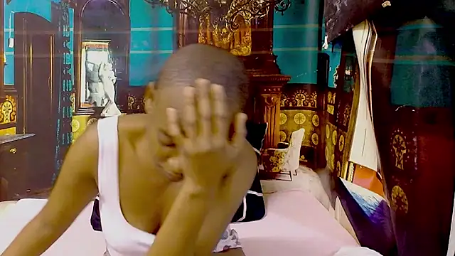 Snapshot of EbonyOlive69 chatting on 06-16-26, 05:48 EbonyOlive69 online show from 06-16-26, 05:48