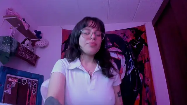 Lucyfx666 online show from 05-15-26, 08:54