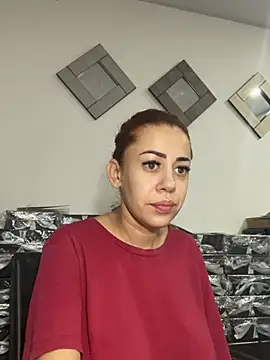 Snapshot of AnnbellaRosse chatting on 12-21-24, 03:20 AnnbellaRosse online show from 12-21-24, 03:20