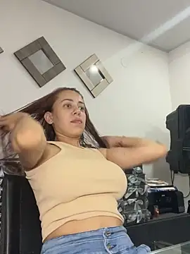 Snapshot of AnnbellaRosse chatting on 01-14-25, 09:20 AnnbellaRosse online show from 01-14-25, 09:20