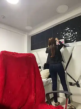 Snapshot of AnnbellaRosse chatting on 02-12-25, 03:27 AnnbellaRosse online show from 02-12-25, 03:27