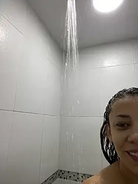 Snapshot of AnnbellaRosse chatting on 03-20-25, 02:32 AnnbellaRosse online show from 03-20-25, 02:32