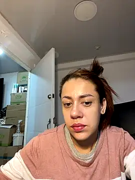 Snapshot of AnnbellaRosse chatting on 10-01-25, 04:13 AnnbellaRosse online show from 10-01-25, 04:13