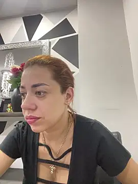 Snapshot of AnnbellaRosse chatting on 11-08-25, 03:01 AnnbellaRosse online show from 11-08-25, 03:01