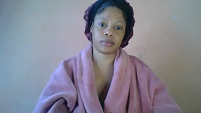Snapshot of NAUGHTYSHALOTXX chatting on 06-22-26, 08:44 NAUGHTYSHALOTXX online show from 06-22-26, 08:44