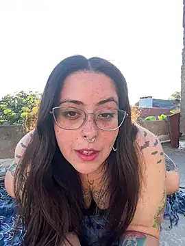 Mizztikaa online show from 01-21-25, 10:19