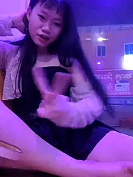 Alissa 121 online show from 11-22-25, 09:47