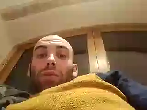 Snapshot of DrbigdickUK chatting on 01-05-25, 09:14 DrbigdickUK online show from 01-05-25, 09:14