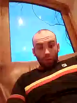 Snapshot of DrbigdickUK chatting on 01-07-25, 04:48 DrbigdickUK online show from 01-07-25, 04:48