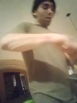 Snapshot of DrbigdickUK chatting on 01-23-25, 06:45 DrbigdickUK online show from 01-23-25, 06:45