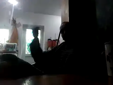 Snapshot of DrbigdickUK chatting on 10-25-25, 07:38 DrbigdickUK online show from 10-25-25, 07:38