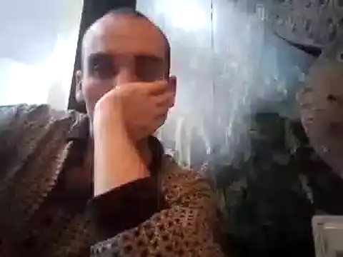 Snapshot of DrbigdickUK chatting on 11-14-25, 09:46 DrbigdickUK online show from 11-14-25, 09:46