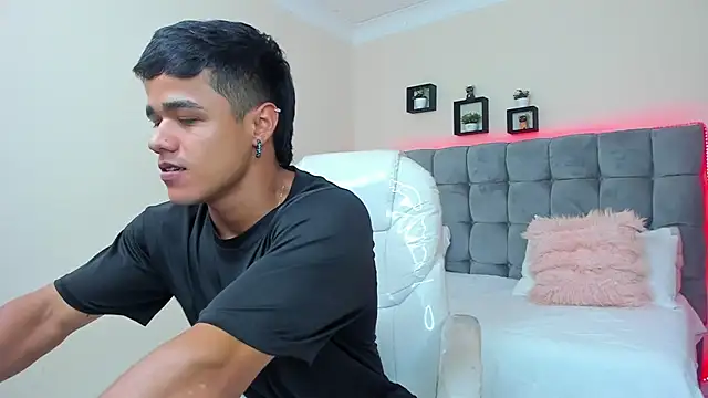 Rob saenz  online show from 02-26-25, 07:49