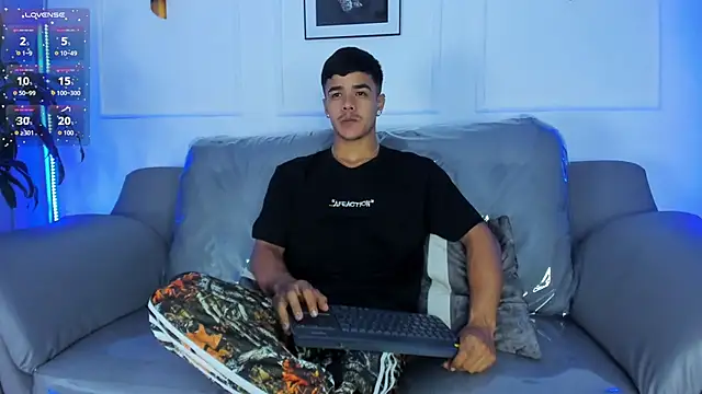 Rob saenz  online show from 01-13-26, 01:16