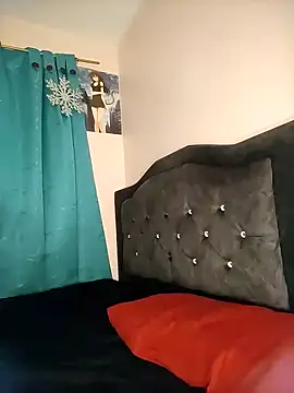 Nahiara velez online show from 02-09-25, 10:43