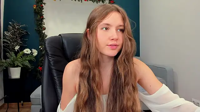 Snapshot of MaryannSoftt chatting on 12-22-24, 06:26 MaryannSoftt online show from 12-22-24, 06:26