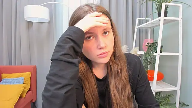 Snapshot of MaryannSoftt chatting on 03-20-25, 06:42 MaryannSoftt online show from 03-20-25, 06:42