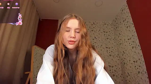 Snapshot of MaryannSoftt chatting on 11-28-25, 04:20 MaryannSoftt online show from 11-28-25, 04:20