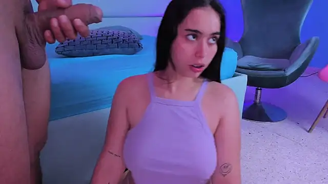 SophieRoyals online show from 01-14-25, 04:40