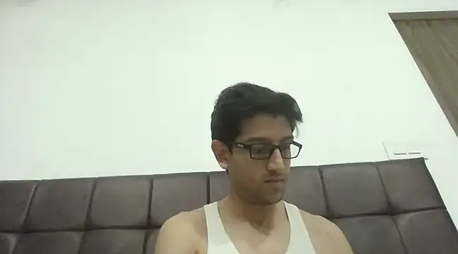 Snapshot of arjun_077 chatting on 12-17-24, 08:10 arjun 077 online show from 12-17-24, 08:10