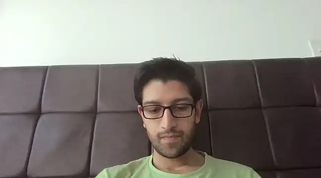 Snapshot of arjun_077 chatting on 12-25-24, 10:39 arjun 077 online show from 12-25-24, 10:39