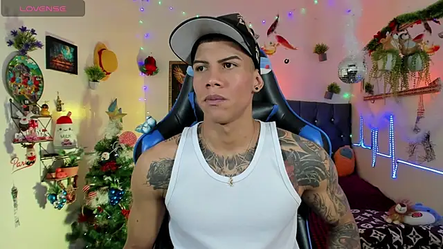 Damian latinxxx online show from 11-28-25, 03:09