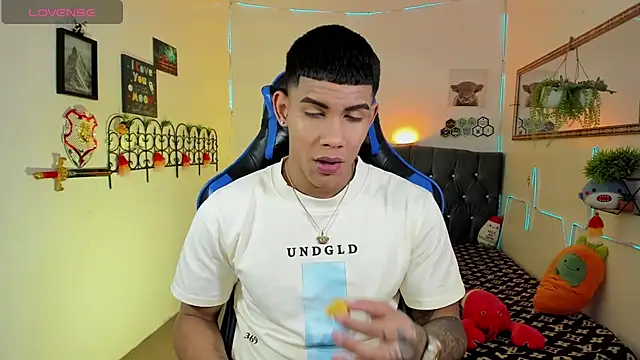 Damian latinxxx online show from 02-02-26, 03:16