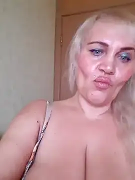 Snapshot of IsabellaBoni chatting on 01-23-25, 09:08 IsabellaBoni online show from 01-23-25, 09:08