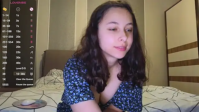 Snapshot of Agatha_Sade chatting on 03-11-25, 03:56 Agatha Sade online show from 03-11-25, 03:56