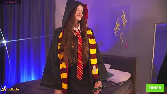 Snapshot of Bellacle chatting on 11-23-25, 08:14 Bellacle online show from 11-23-25, 08:14