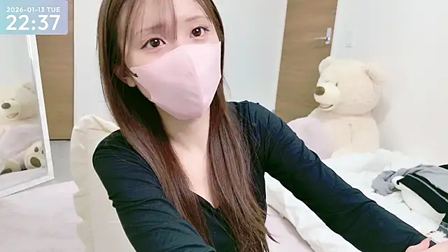 Snapshot of -SHINON- chatting on 01-13-26, 01:38 -SHINON- online show from 01-13-26, 01:38