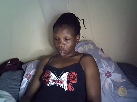 Snapshot of Sweet_serah chatting on 05-22-26, 03:24 Sweet serah online show from 05-22-26, 03:24