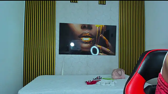 Snapshot of that_temptation chatting on 12-27-24, 06:53 that temptation online show from 12-27-24, 06:53