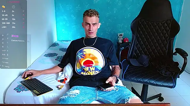 bray hotboy777 online show from 01-09-25, 04:17