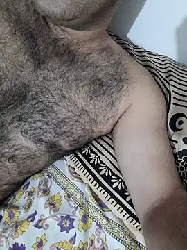 Snapshot of velociraptor_xxx chatting on 01-17-25, 05:19 velociraptor xxx online show from 01-17-25, 05:19