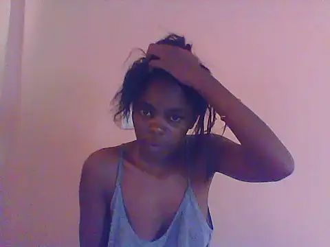 Snapshot of sweetanabella4 chatting on 09-20-25, 01:12 sweetanabella4 online show from 09-20-25, 01:12