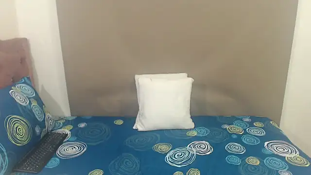 Snapshot of kimberlyjamexxx chatting on 02-20-26, 03:25 kimberlyjamexxx online show from 02-20-26, 03:25