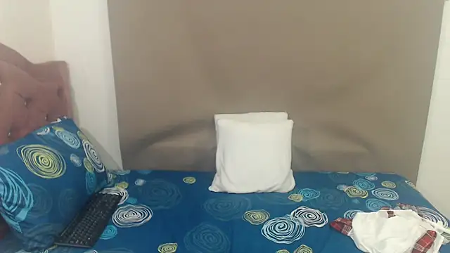 Snapshot of kimberlyjamexxx chatting on 02-26-26, 03:49 kimberlyjamexxx online show from 02-26-26, 03:49