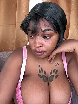 Snapshot of Savage_baby chatting on 03-15-25, 09:41 Savage baby online show from 03-15-25, 09:41